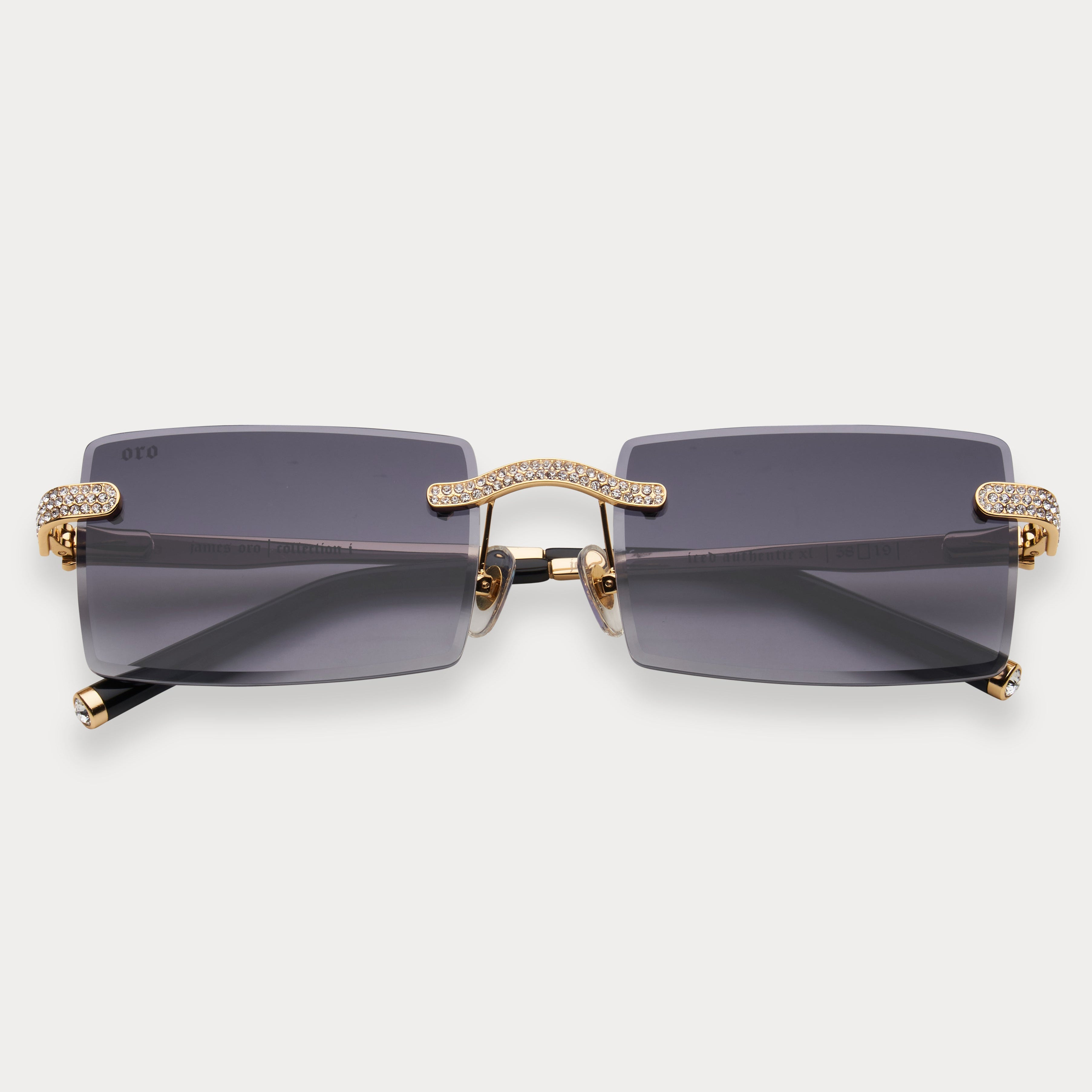 OVERSIZED – JAMES ORO