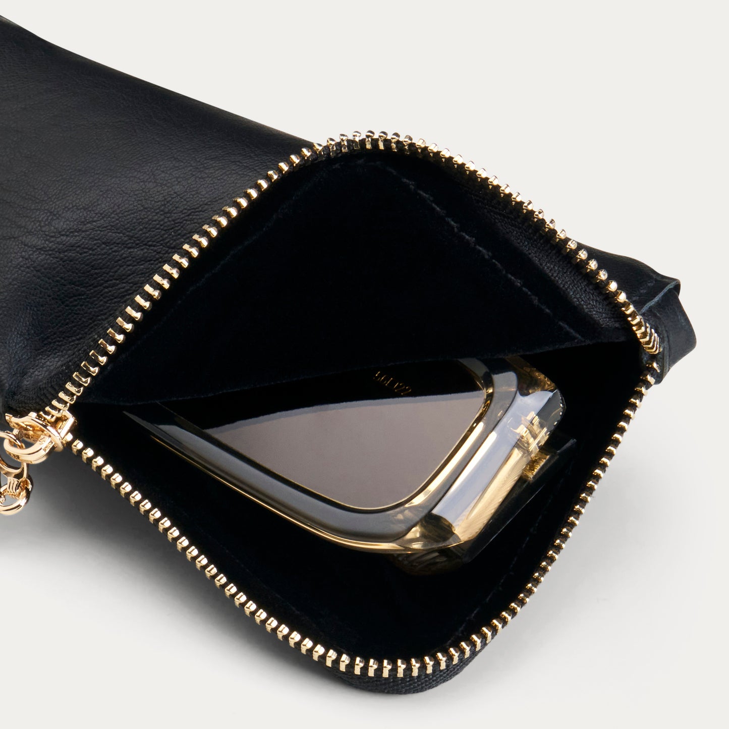 BLACK SOFT SLEEVE CASE