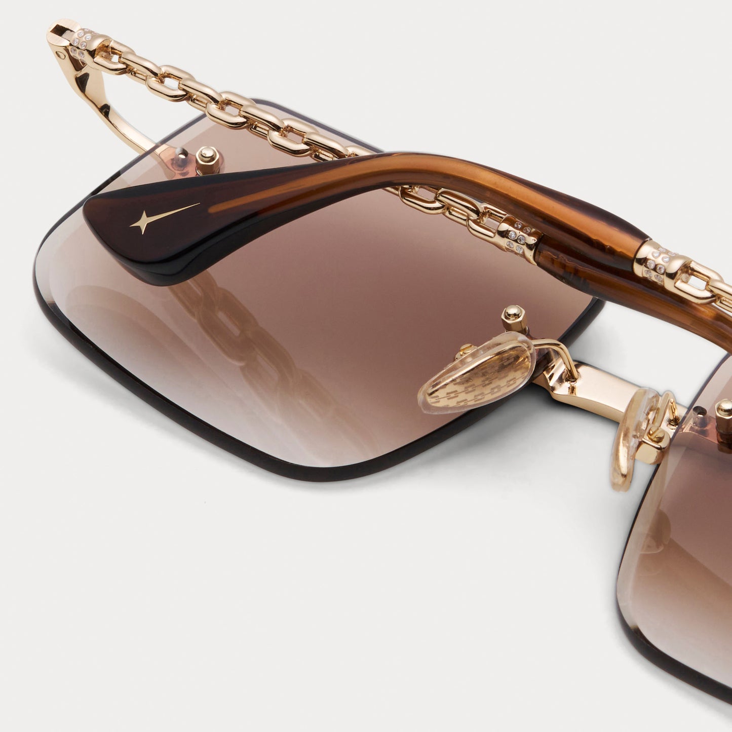 BROWN TINT FORTUNE