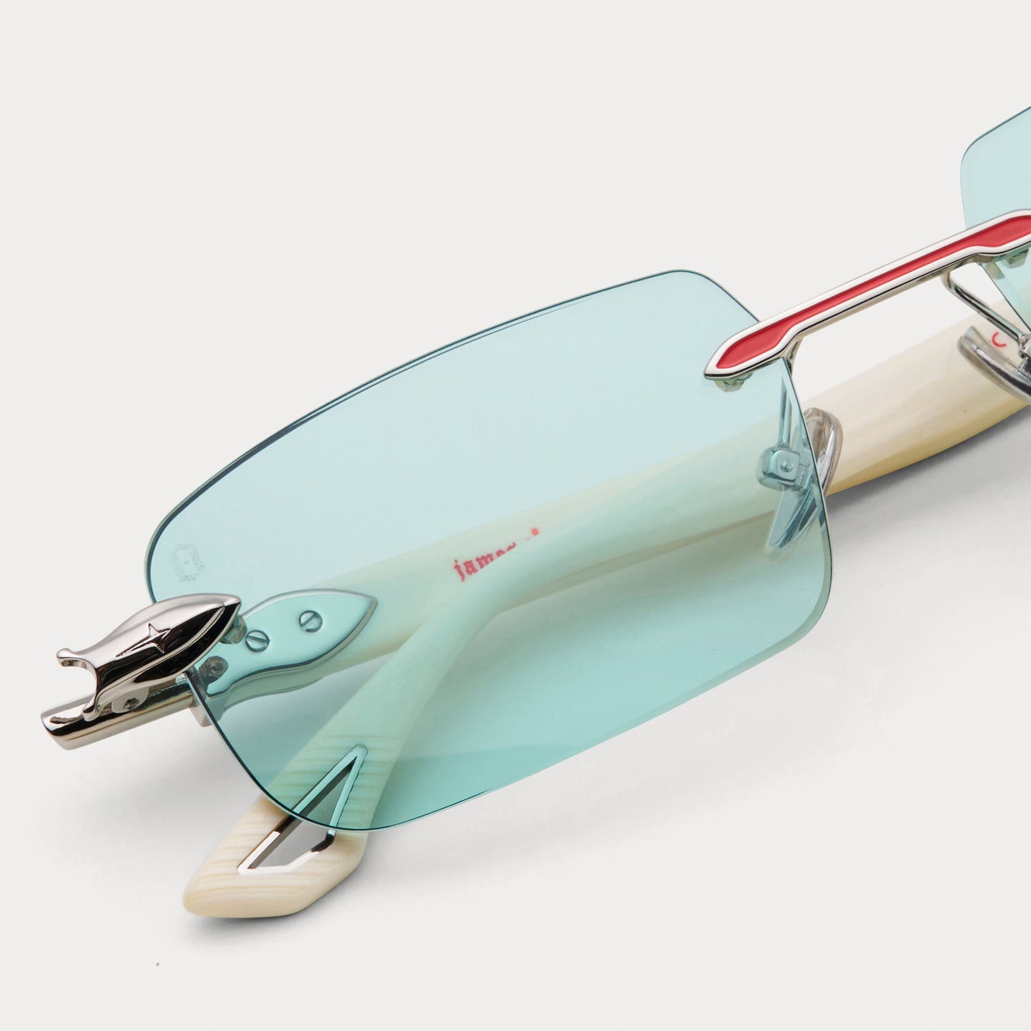 CRYSTAL IVORY JAVELIN