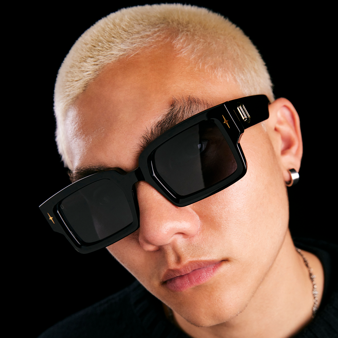 BLACK ICON
