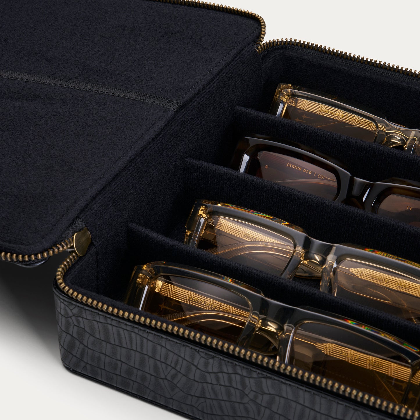 COLLECTORS CASE | MATTE BLACK CROC