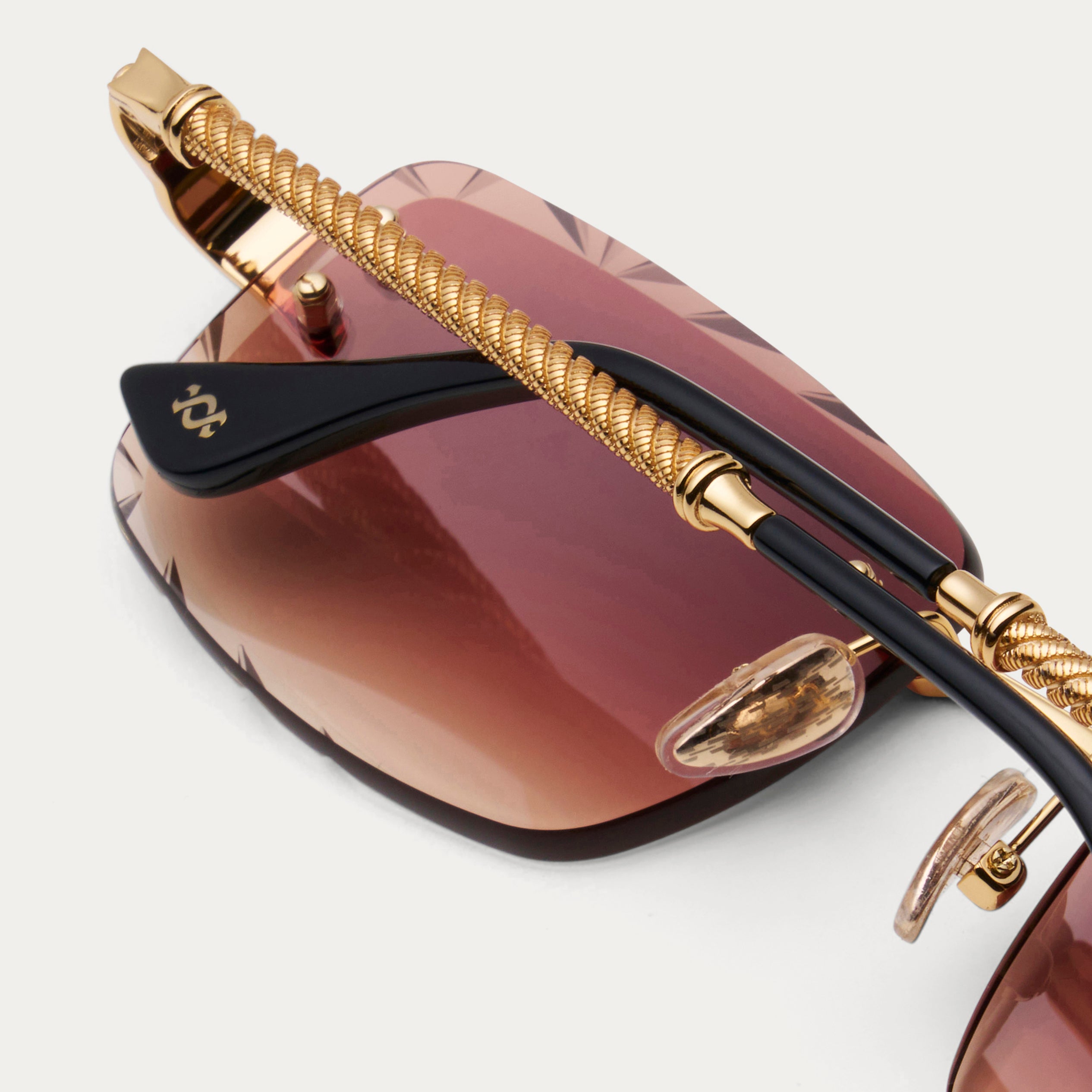 MAGNUS BROWN TINT SIGNATURE GEM CUT – JAMES ORO