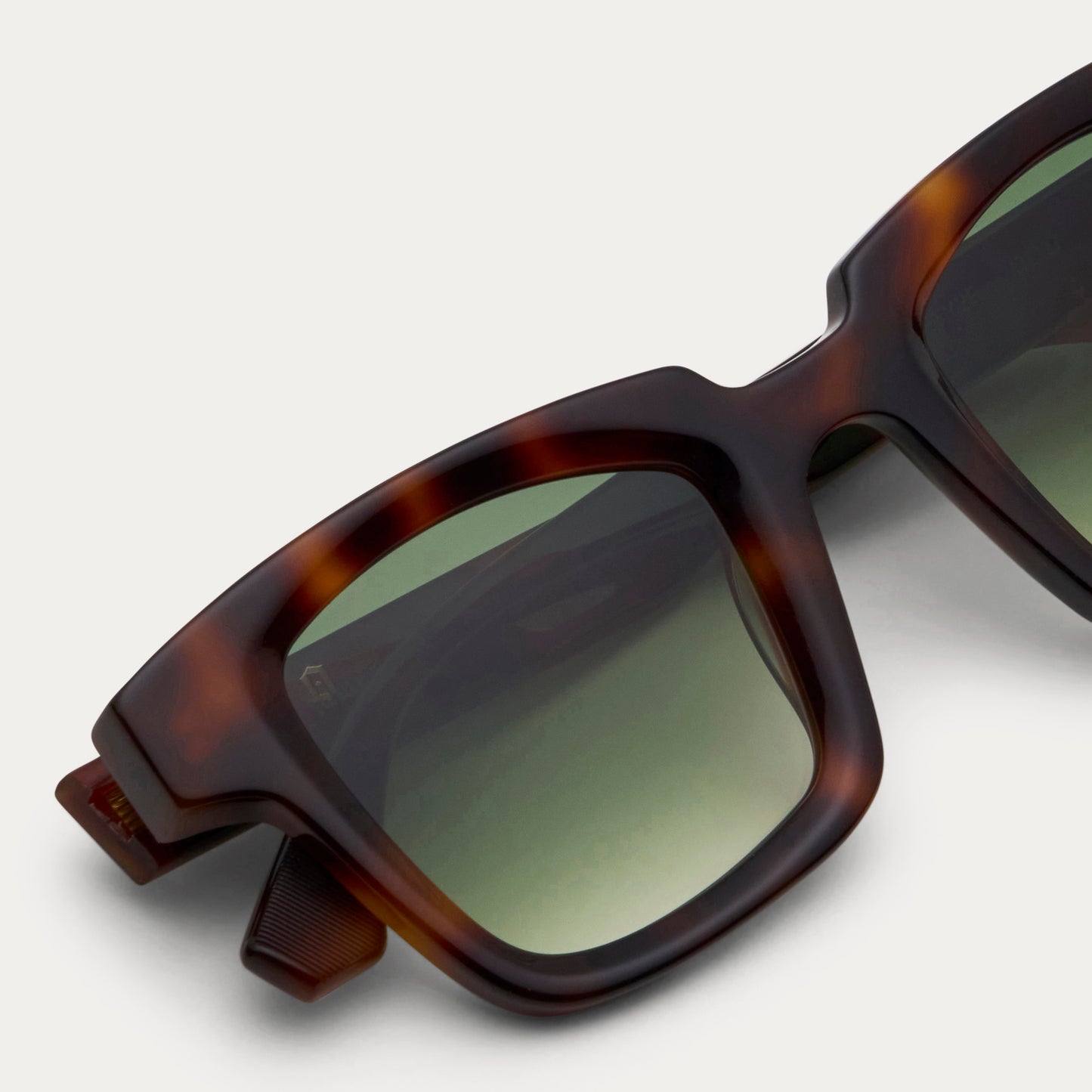 OLD MONEY ARCHETYPE II