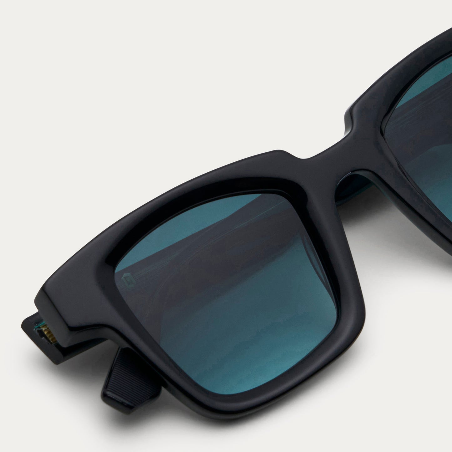 EMERALD ARCHETYPE II