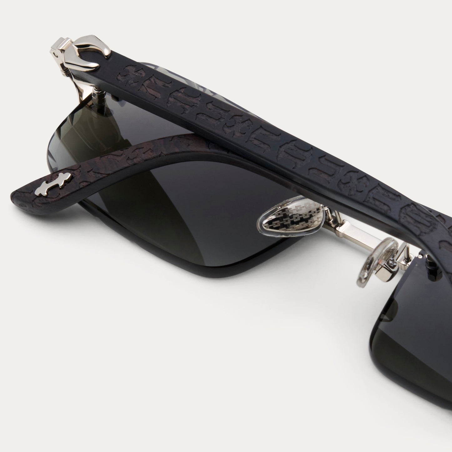 BLACK SILVER HYDRA GEM CUT