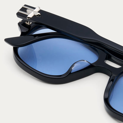 BLUE TINT BLACK HORIZON