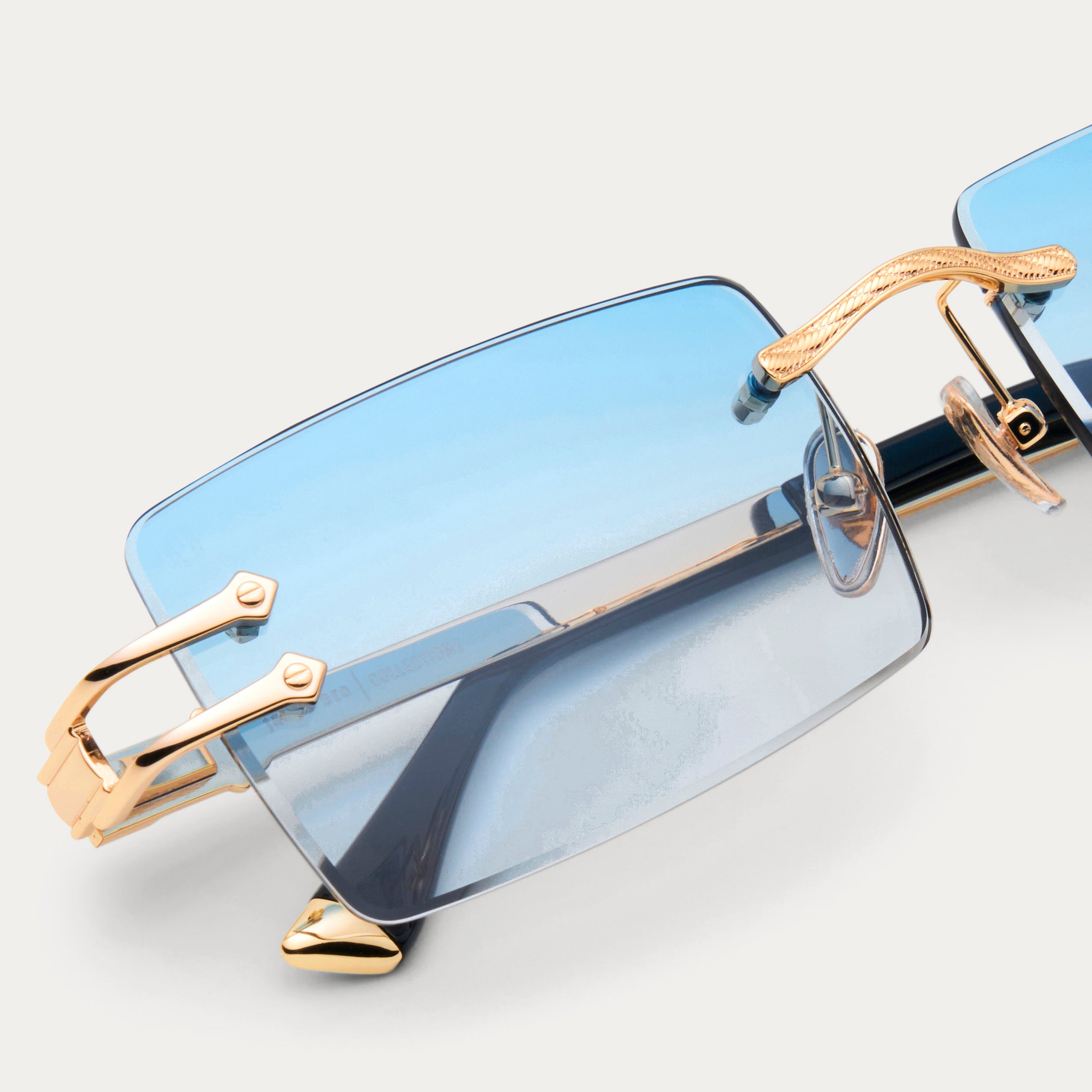 BLUE TINT AUTHENTIC II XL – JAMES ORO