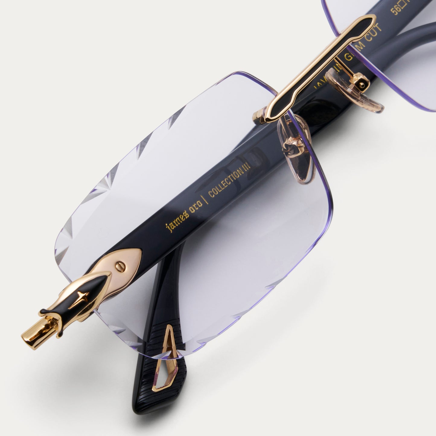 CLEAR BLACK JAVELIN GEM CUT