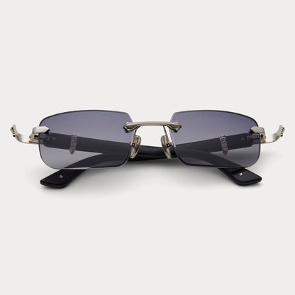 BLACK TINT SILVER CONFIDANTE