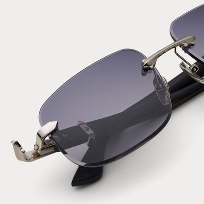 BLACK TINT SILVER CONSIGLIERE