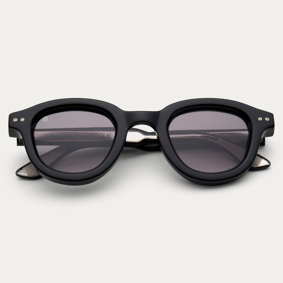 BLACK TINT VEKTOR