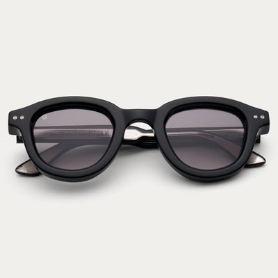 BLACK TINT VEKTOR