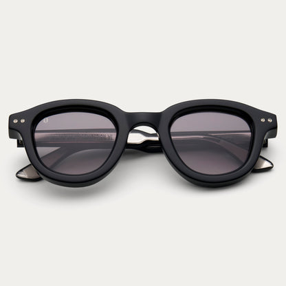 BLACK TINT VEKTOR