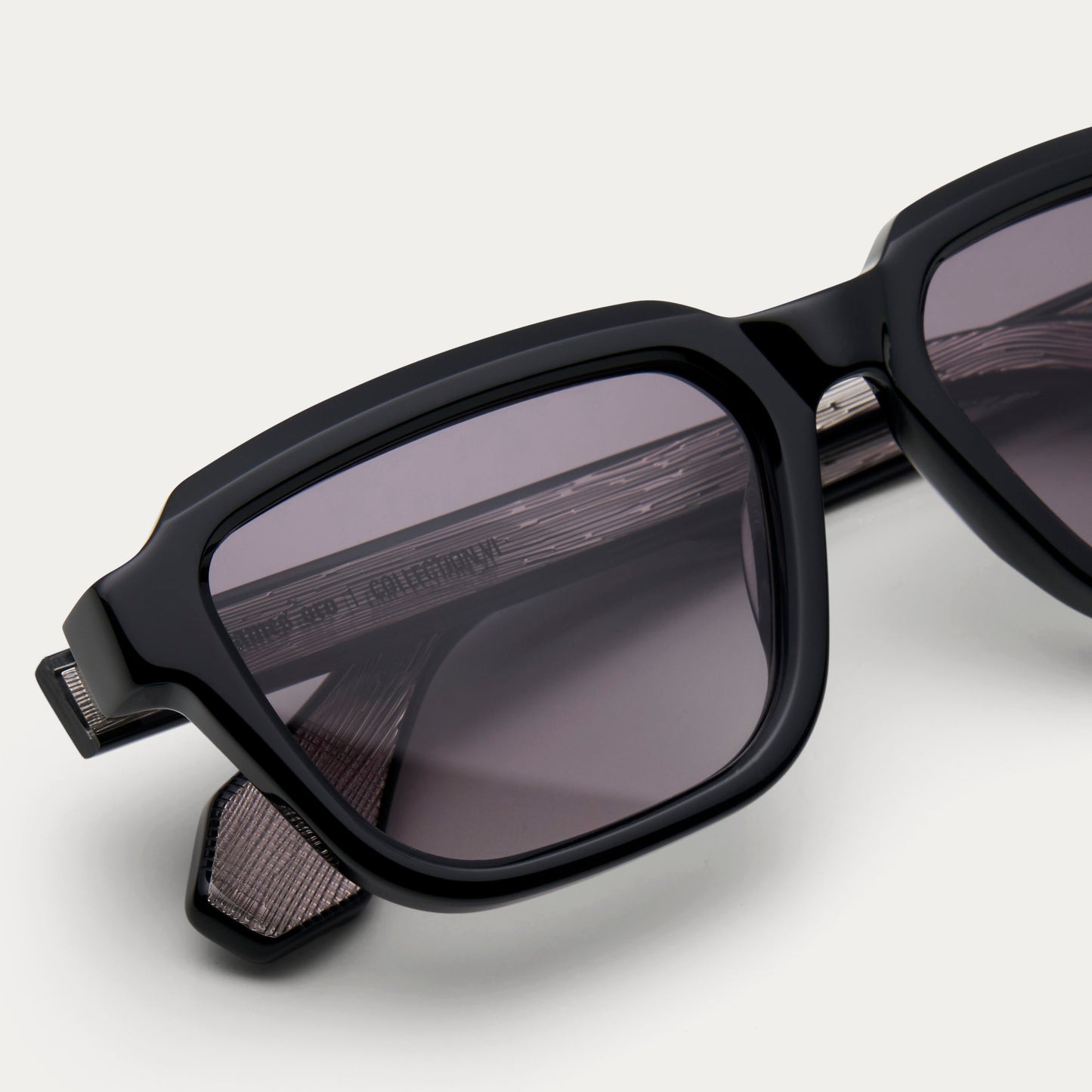 BLACK TINT MARSHALL