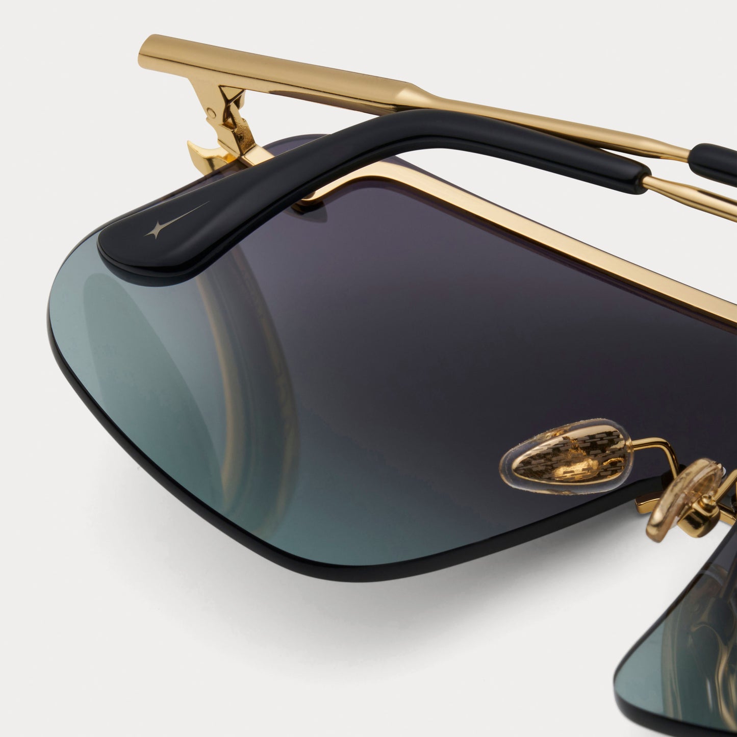 MIDNIGHT TINT GOLD VANTAGE