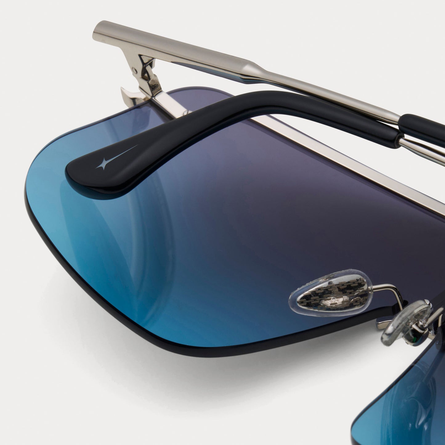 DUSK TINT SILVER VANTAGE