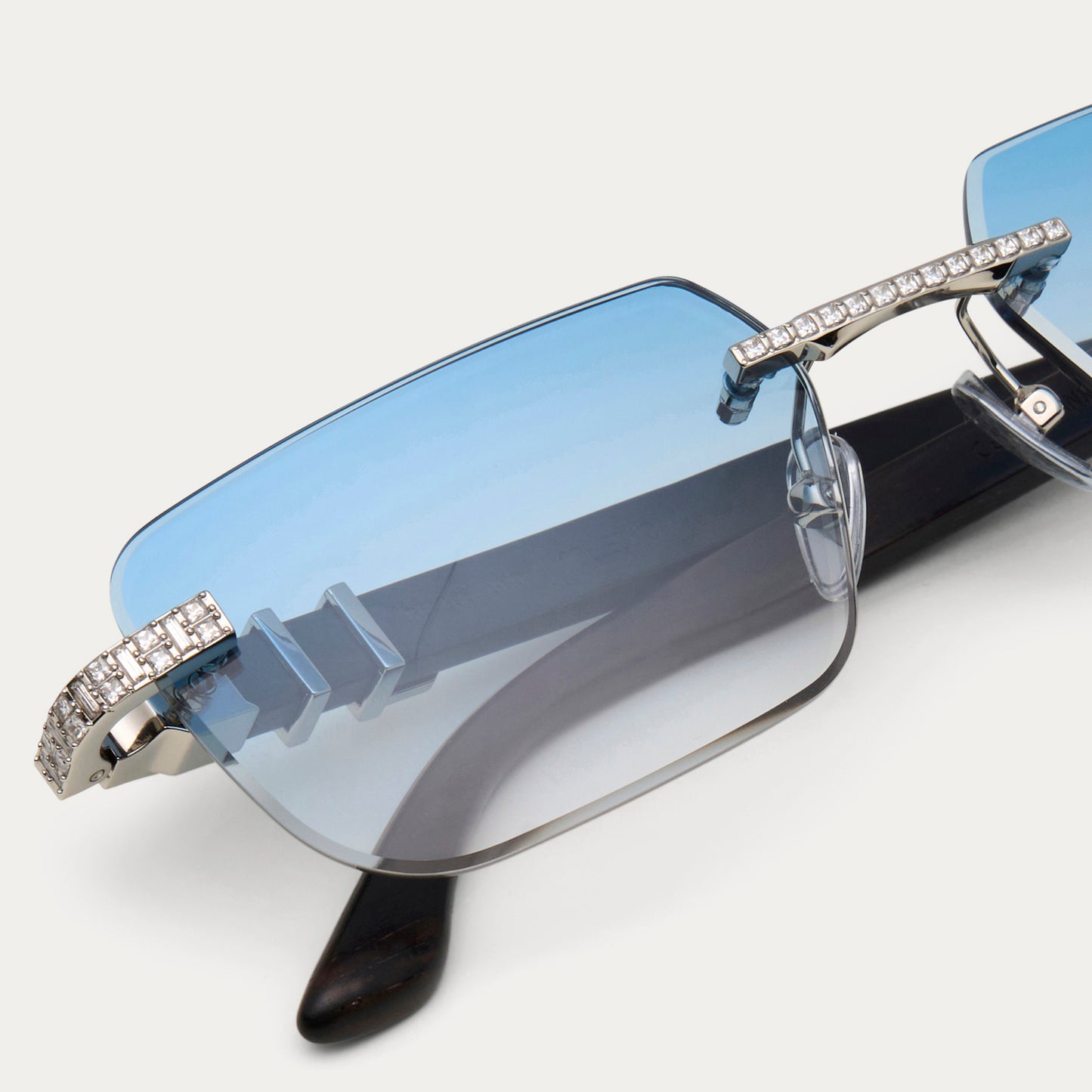 BLUE TINT SILVER BANKROLLER