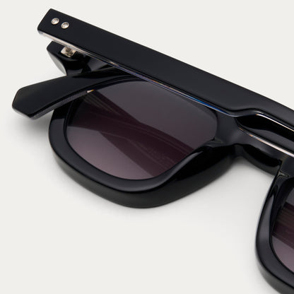BLACK TINT ATTACHÉ