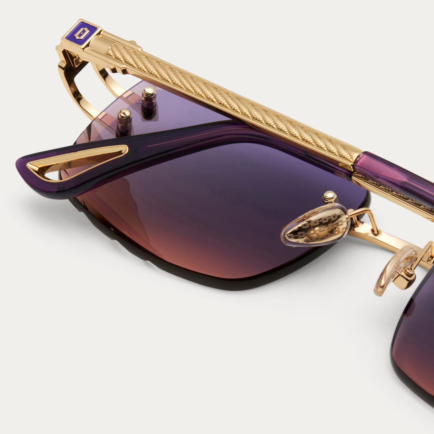DUSK SIGNATURE GEM CUT