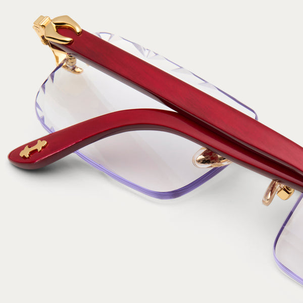 CLEAR RED LACQUER HYDRA GEM CUT
