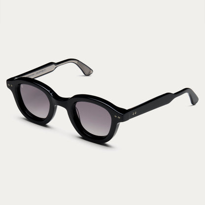 BLACK TINT VEKTOR