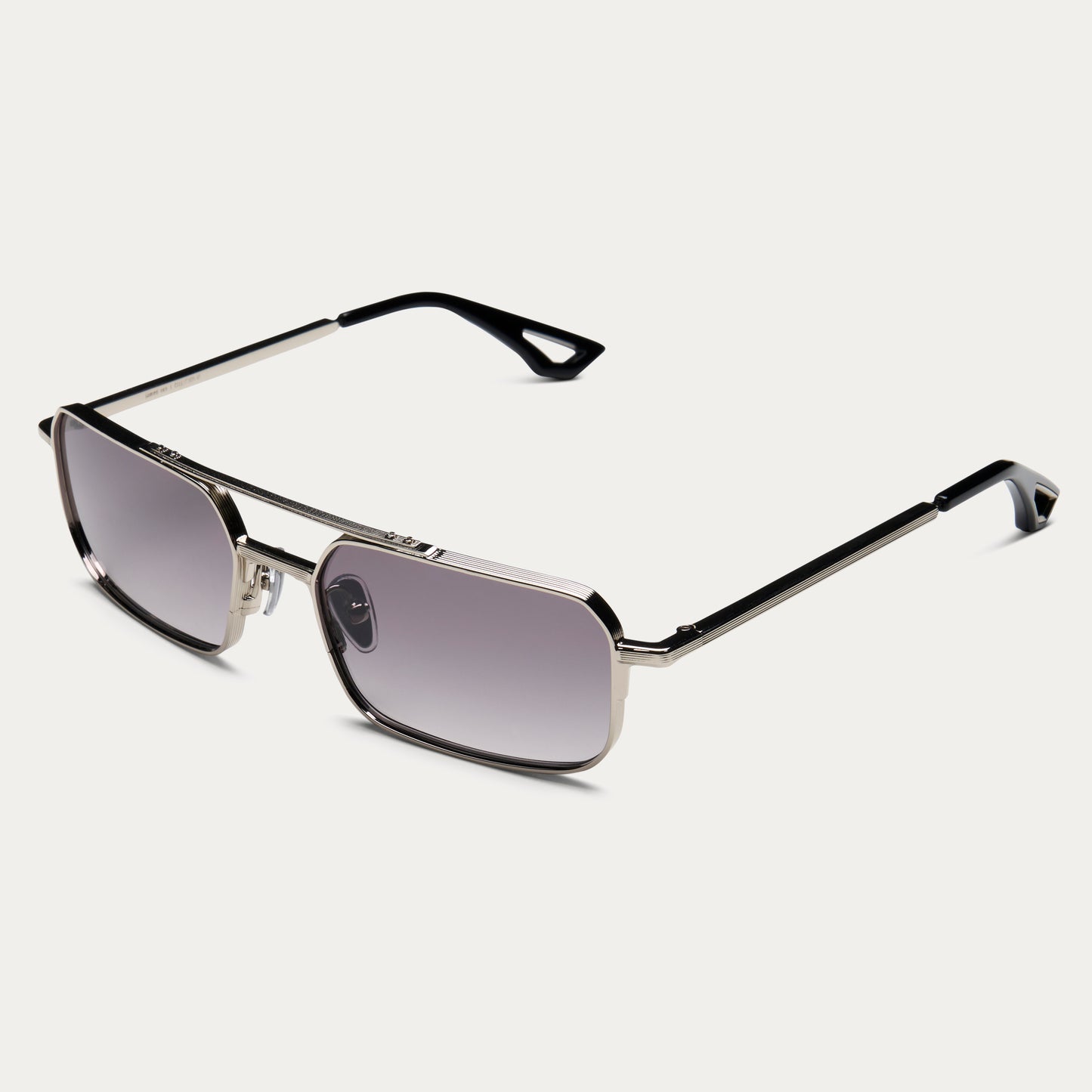 BLACK TINT VANGUARD