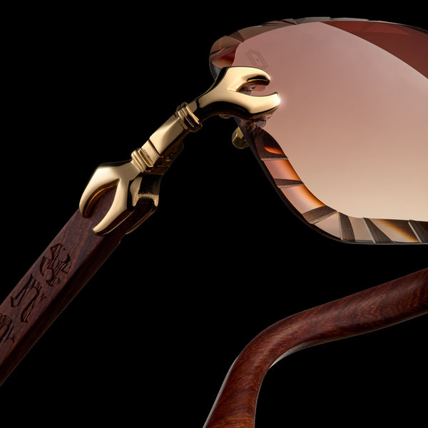 BROWN TINT HYDRA GEM CUT