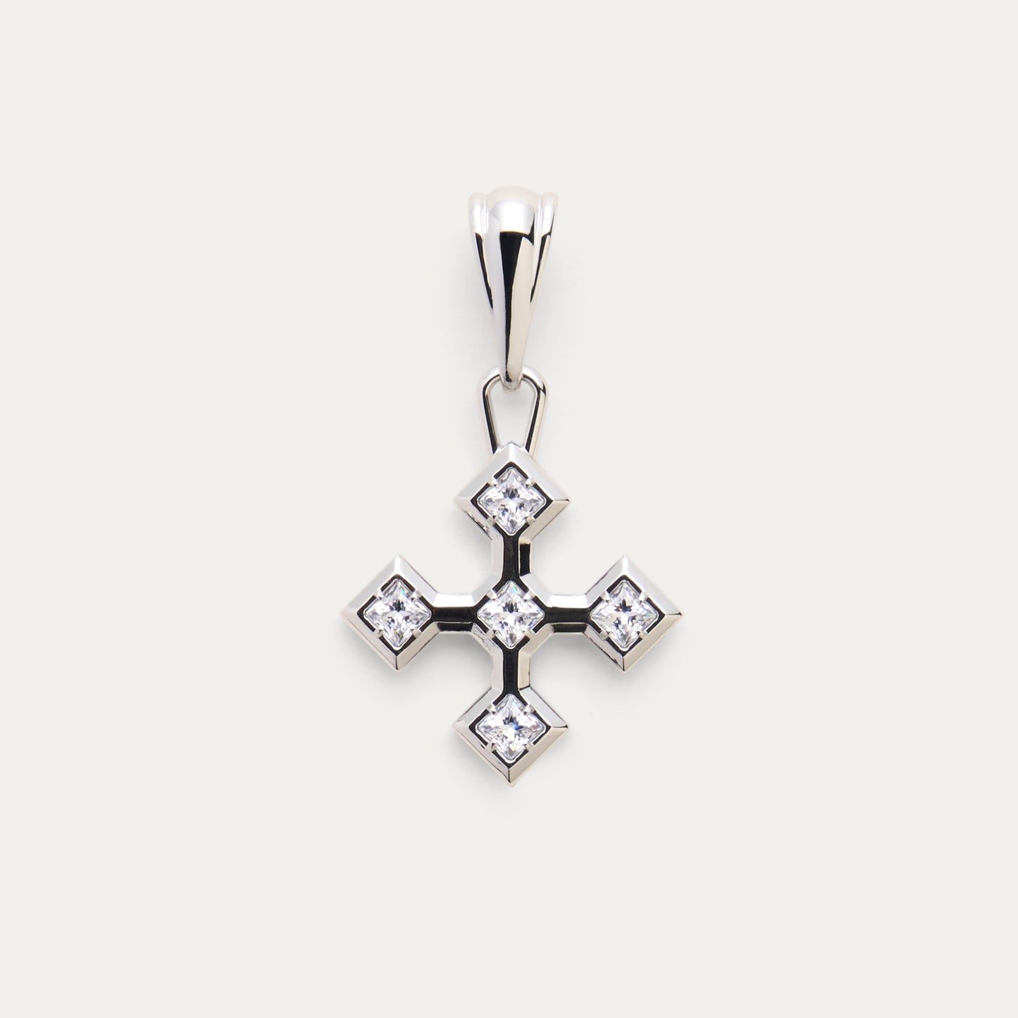SILVER SISTINE PENDANT