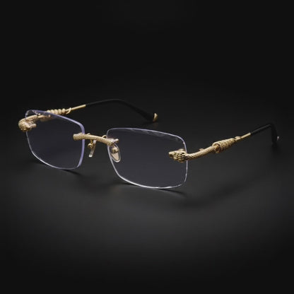 CLEAR SERPENT GEM CUT